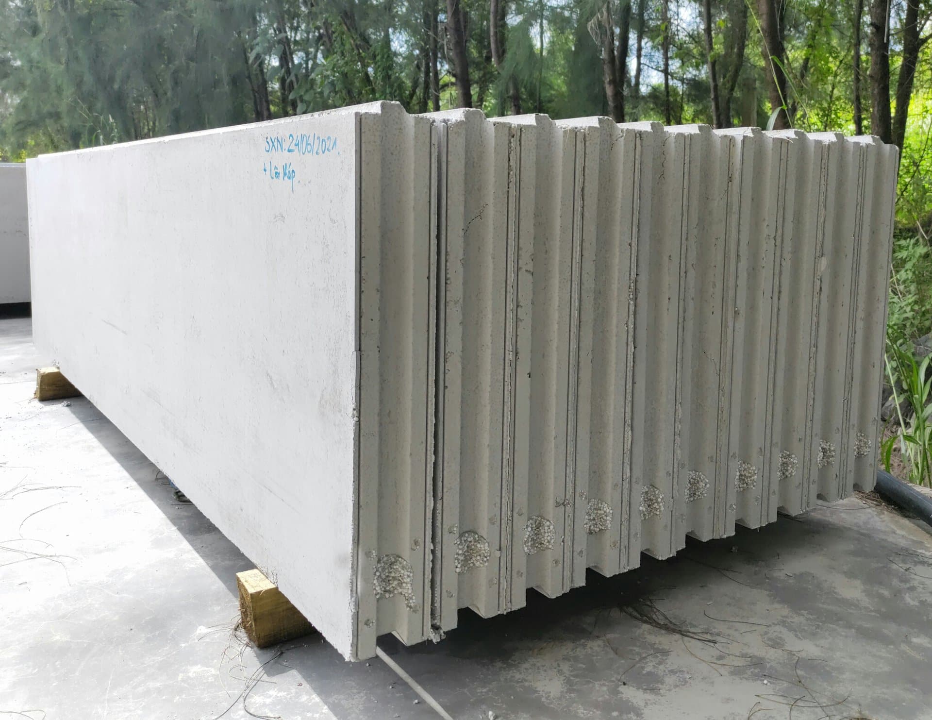 Vật liệu chống nóng nhẹ Hải Phòng – Giải pháp tiết kiệm cho nhà ở và công trình công nghiệp